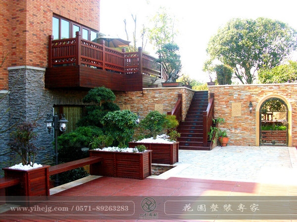 高爾夫高端別墅花園景觀(guān)設計｜小花園景觀(guān)設計｜別墅花園景觀(guān)綠化施工